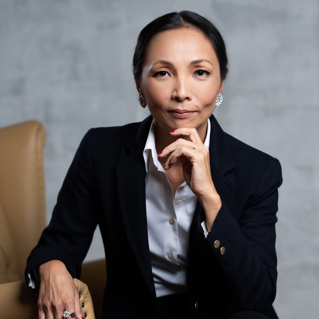 Dra. Cássia Fukuda, periodontista